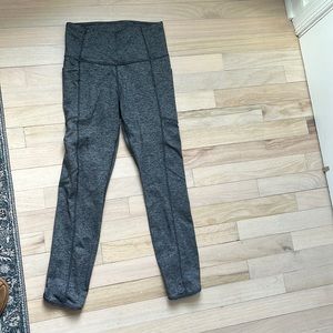 Athleta leggings with pockets